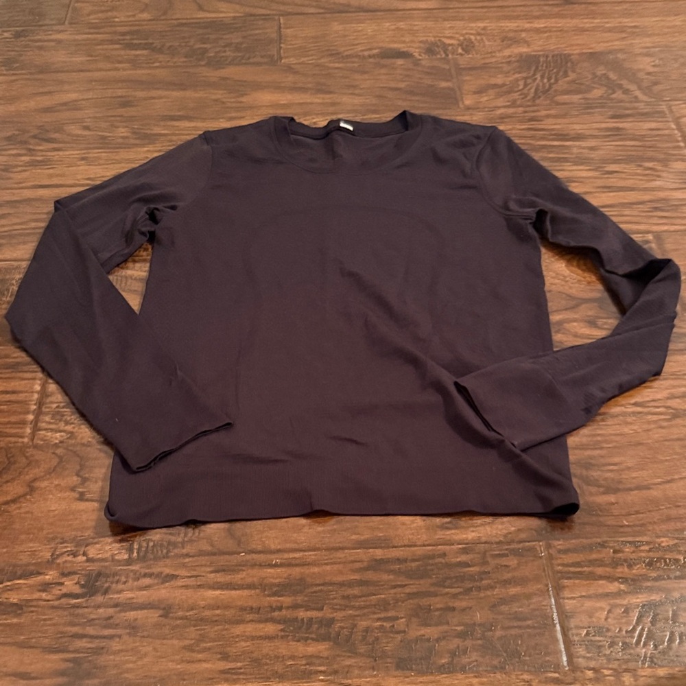 lululemon athletica Long Sleeve Top